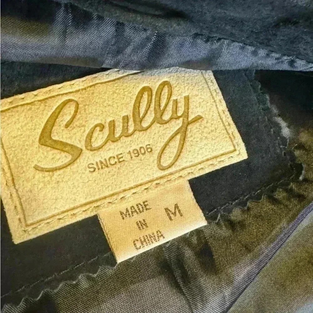 Scully - Picture 15 of 16